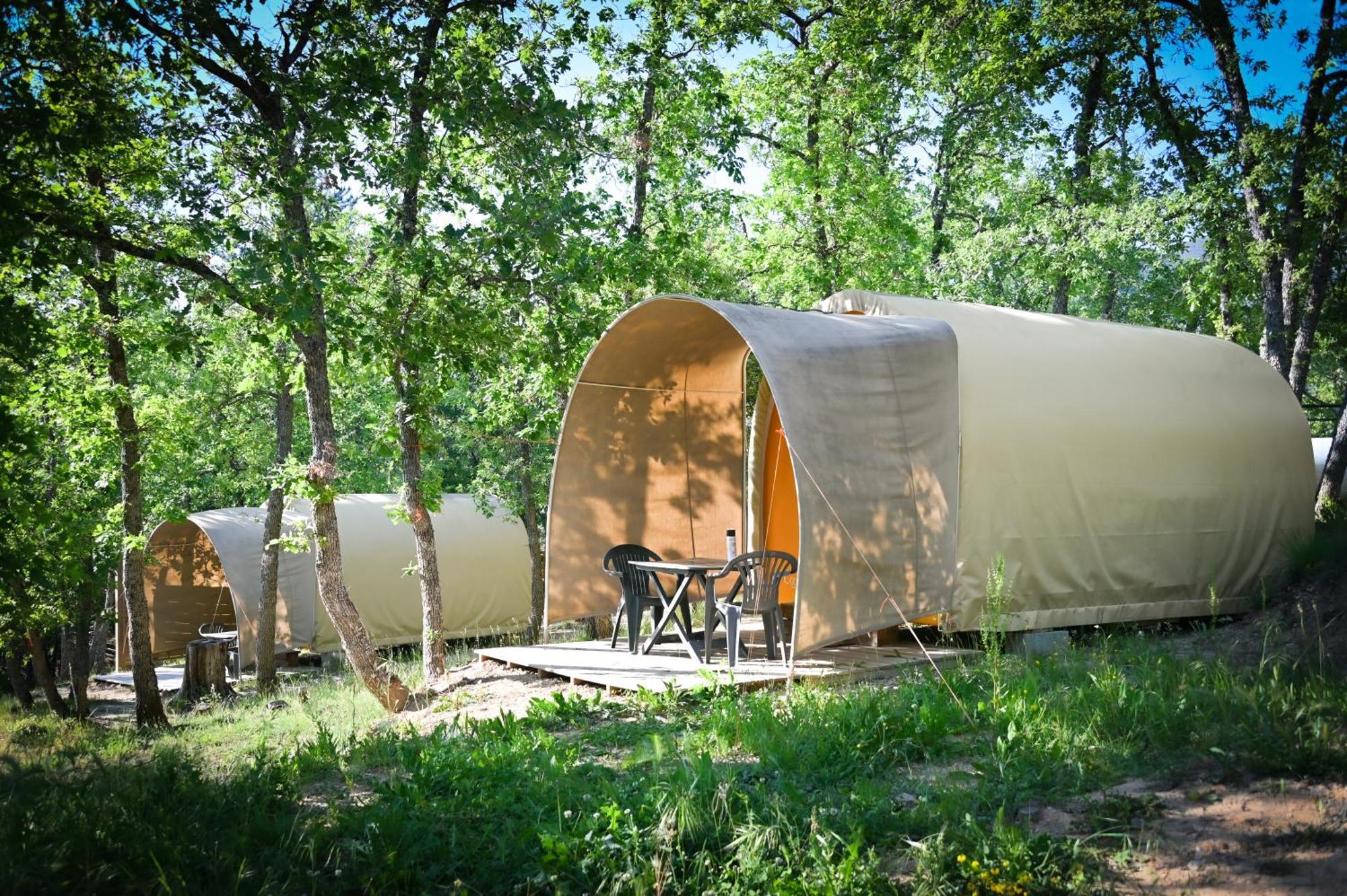 Camping Le Colorado Рюстрель Экстерьер фото