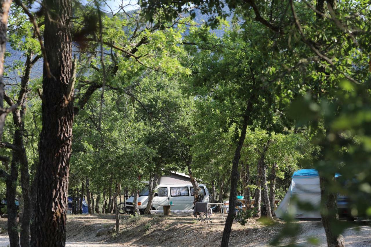 Camping Le Colorado Рюстрель Экстерьер фото